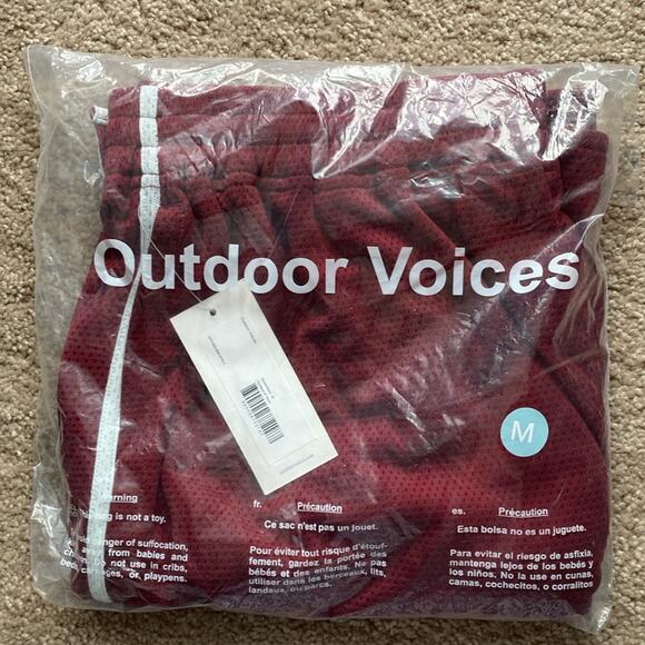 Outdoor Voices RecMesh 8" Short Boysenberry Size Medium - Picture 3 of 6